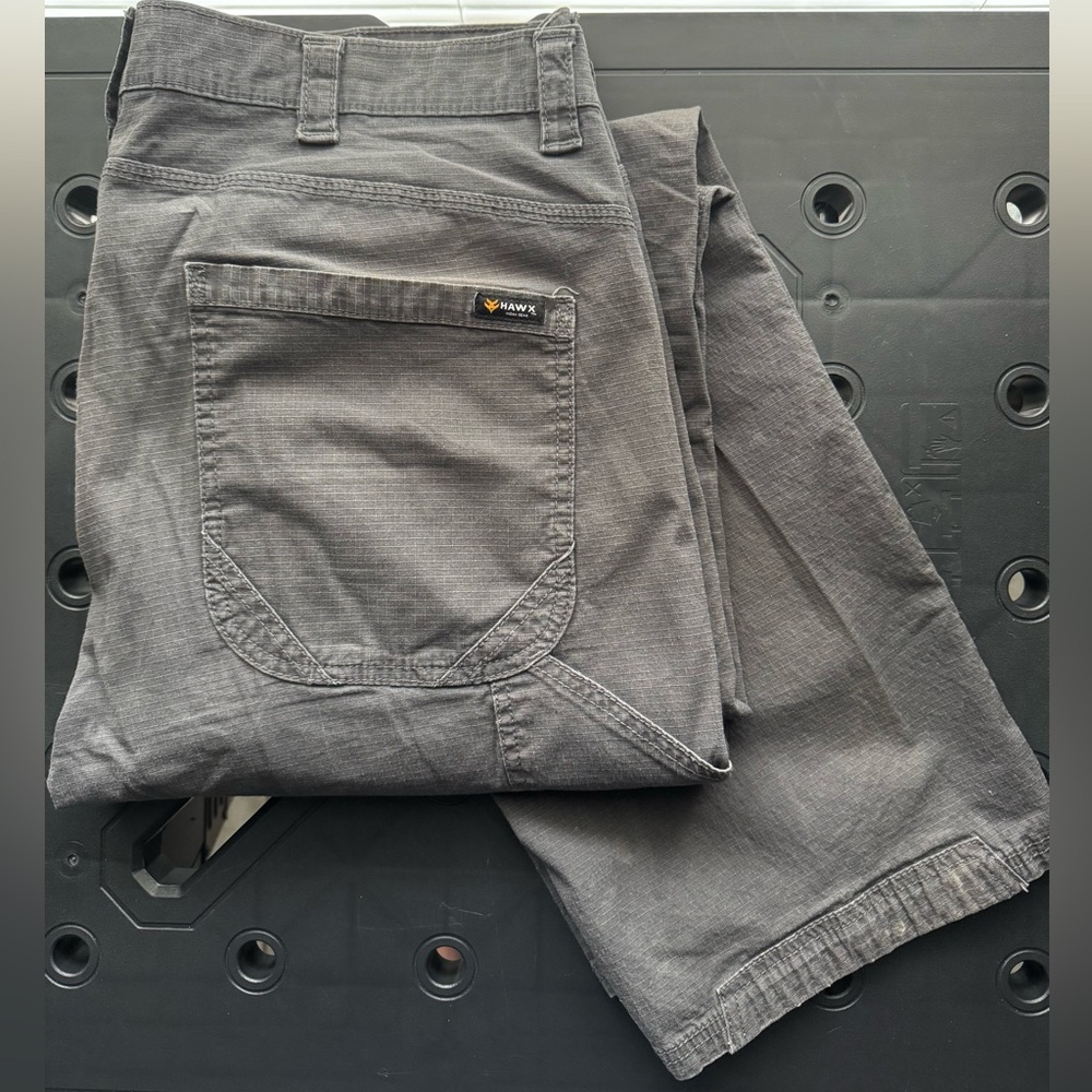 Men’s Hawx Gray Work Pants. Size 40/32.